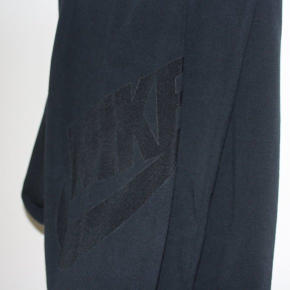 Nike Black Leggings - Picture 3 of 3